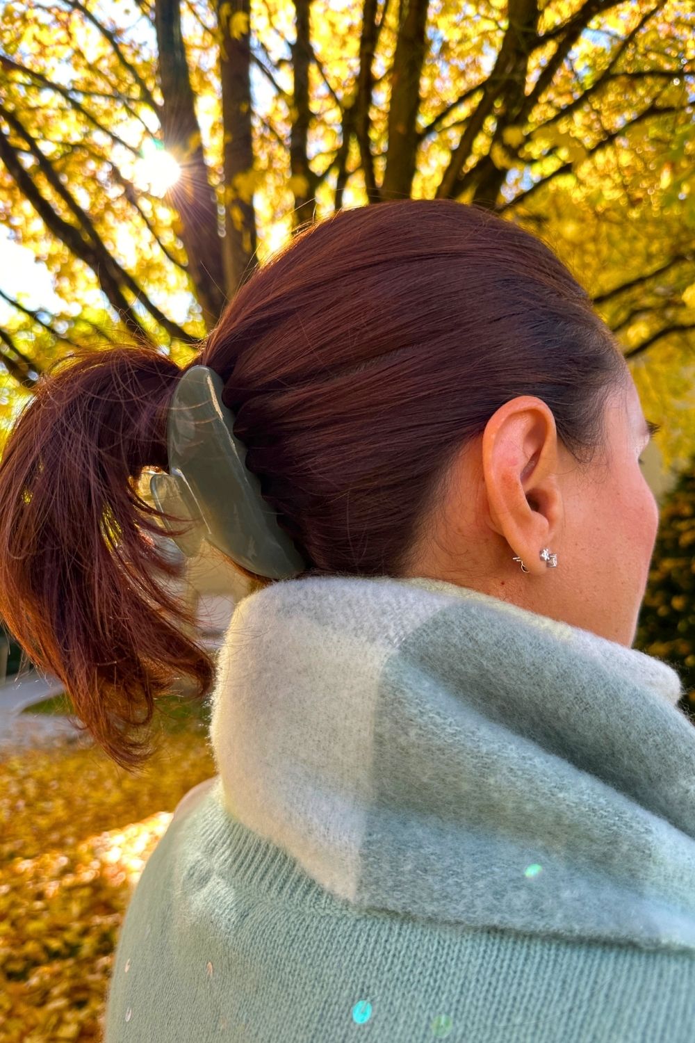 Olivgrüne Haarklammer Green Hairclip Sponky